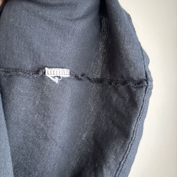 James Perse Black V-Neck Tee - Picture 4 of 4